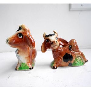 Vintage Ceramic Salt and Pepper Shaker Set - Cow & Bull